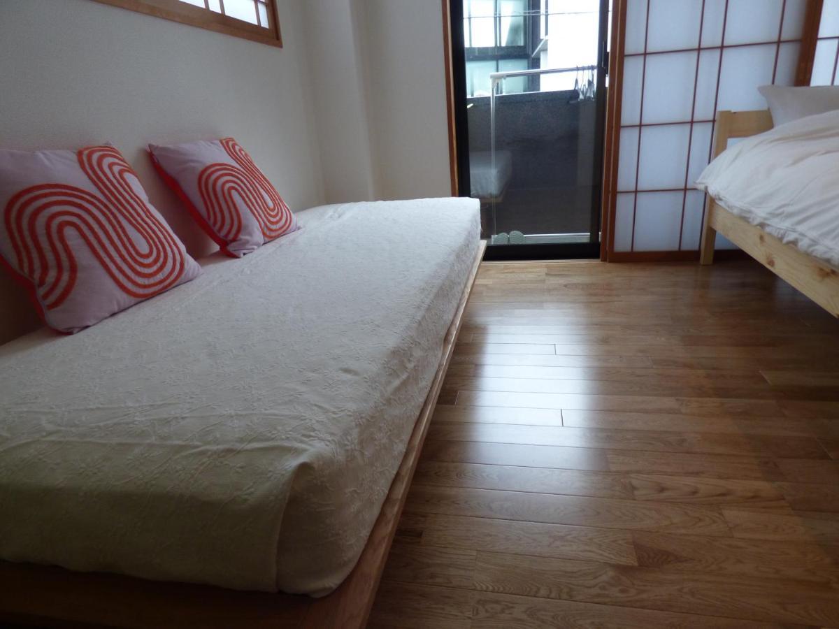 Guesthouse Hyakumanben Cross Киото Экстерьер фото